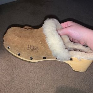 Vintage ugg furry clogs